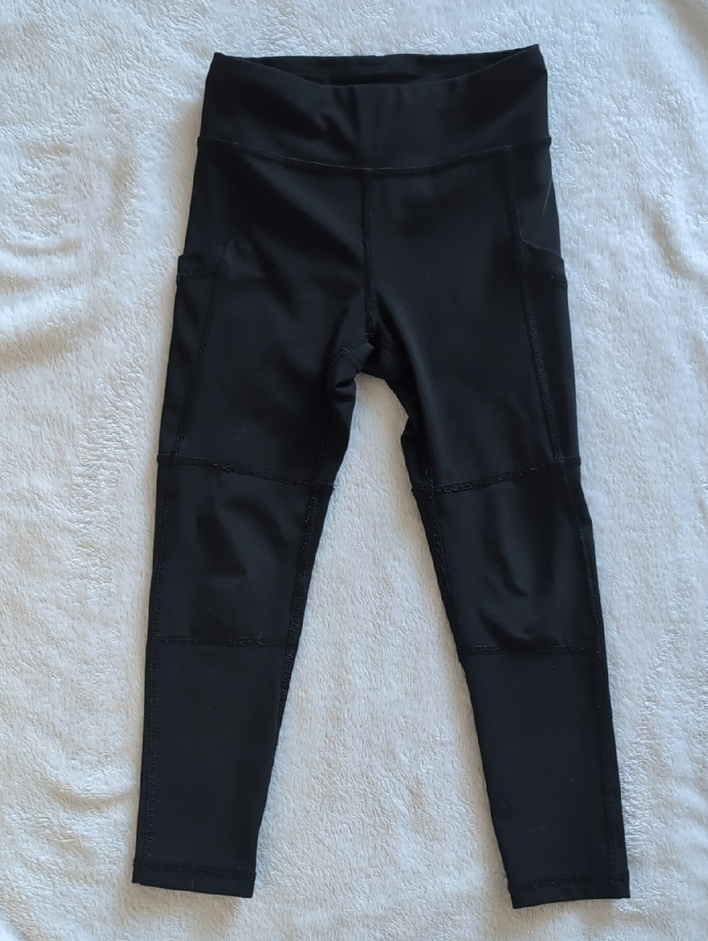 MEC Black Kids Performance Leggings with Side Pockets